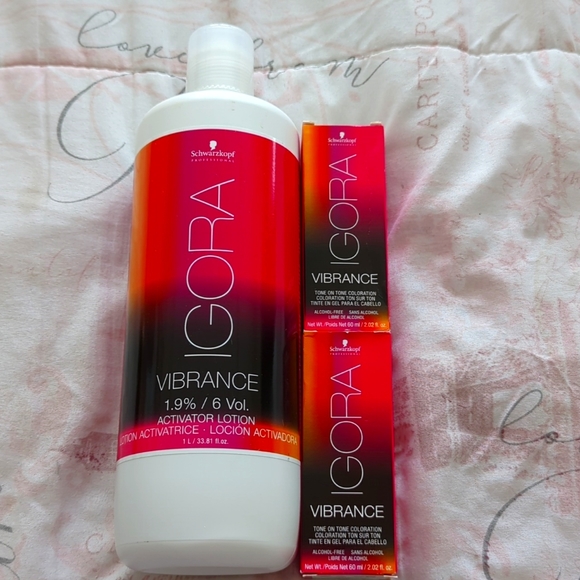 Schwarzkopf Igora Vibrance Red Series Bundle - Picture 1 of 8